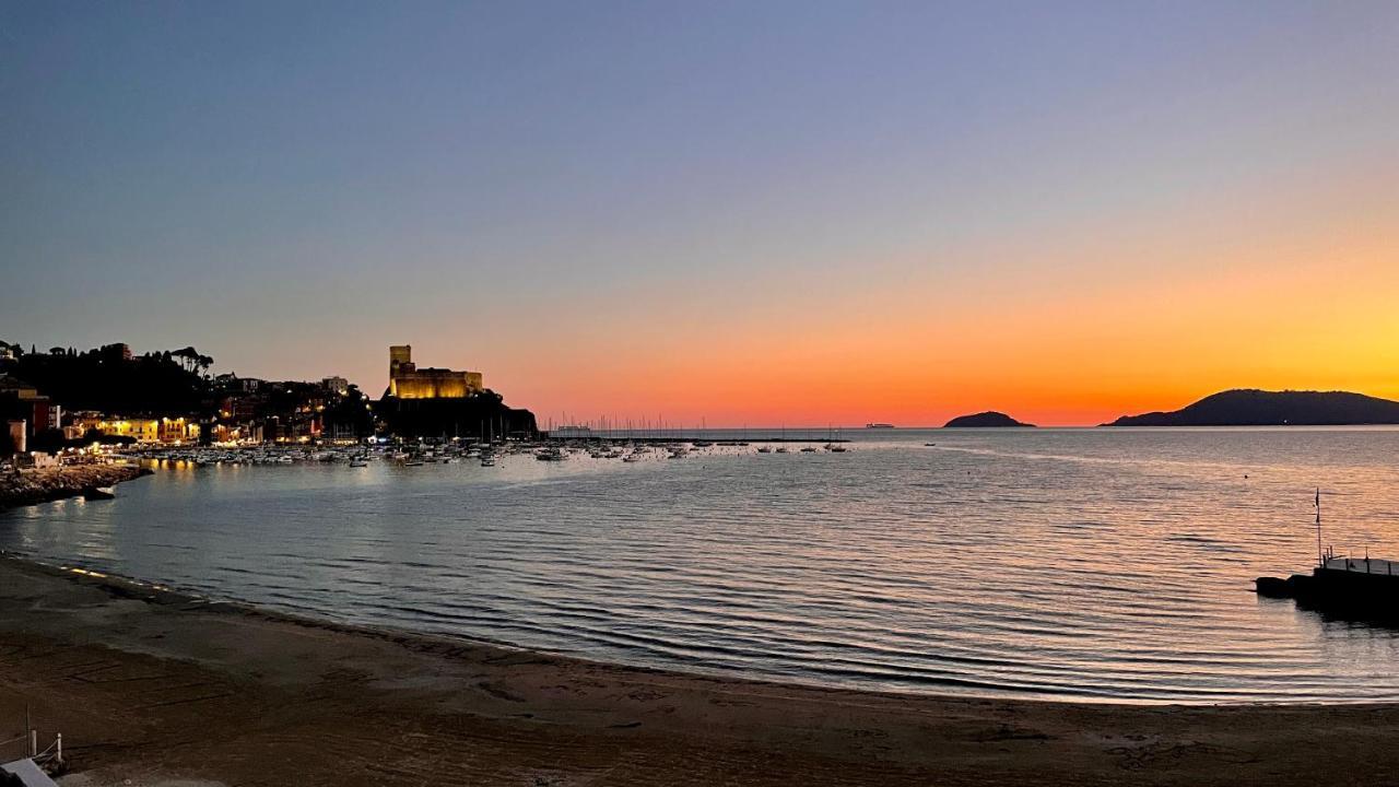 L'Angolo Dei Poeti Lerici Exterior photo